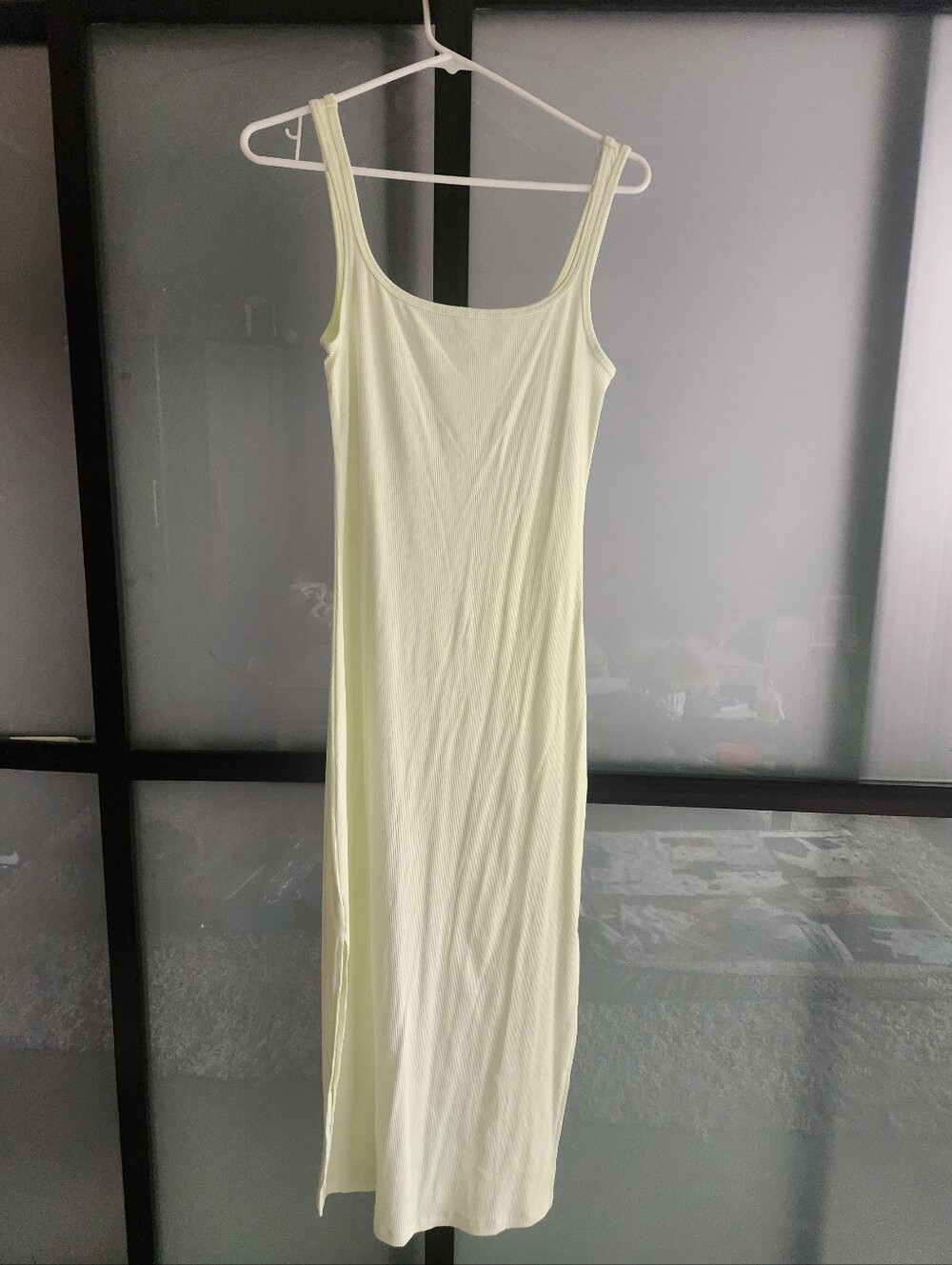 Classic Scoop Neck Sleeveless Maxi Dress - Pale Yellow/Green